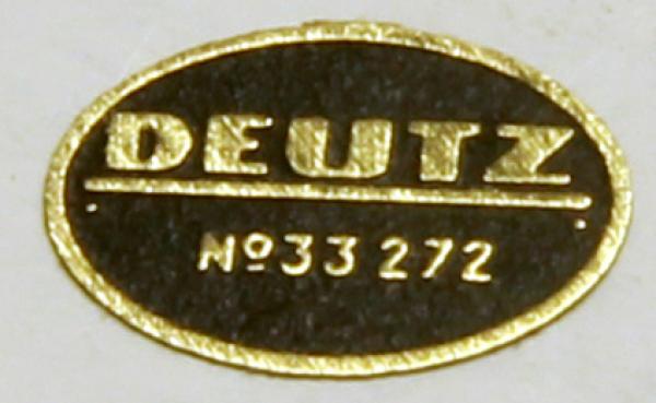 Fabrikschilder "Deutz" 2 Stck. Nr. 153a